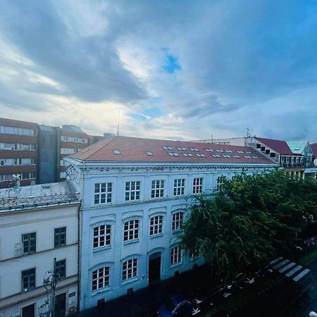 Lovely 2Bdr In Center, Wifi & Self-Check In Pressburg Exterior foto